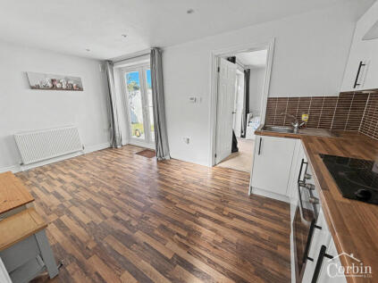 Northbourne Avenue, Bournemouth, BH10 6