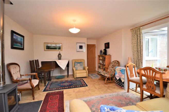 Lounge Crossways.JPG