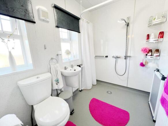 Wet Room.jpg