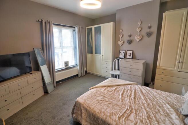 2 bed Terraced for sale Image 9