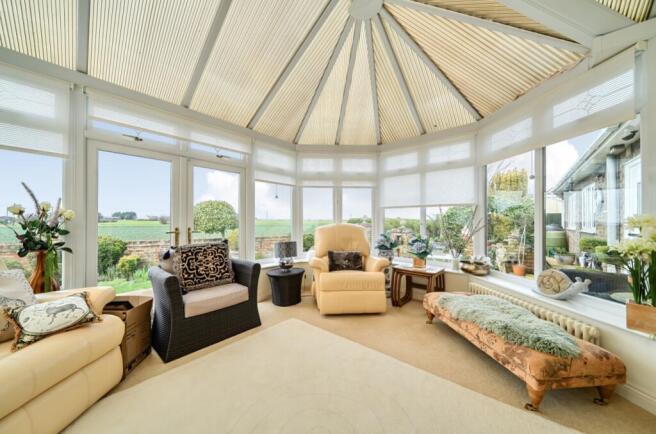 1419344-9-699d84ece96ab