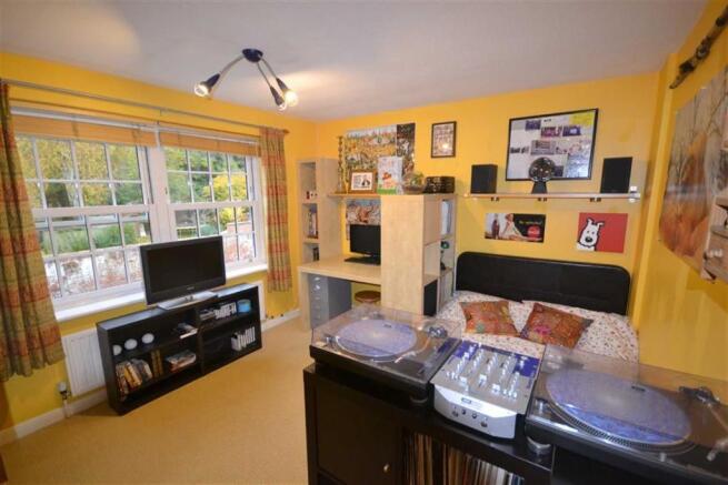 Photo 11