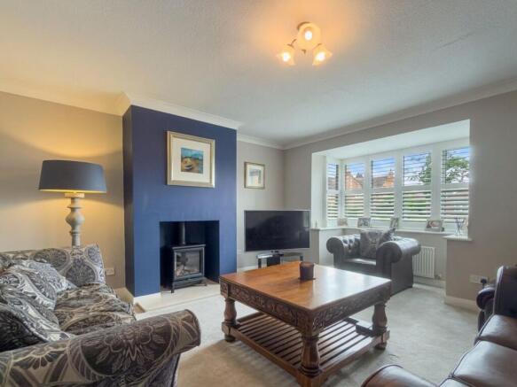 4 bed Detached for sale Image 12