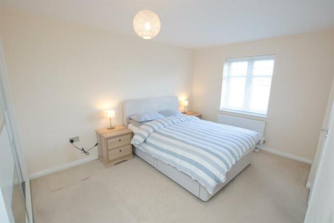MAIN BEDROOM