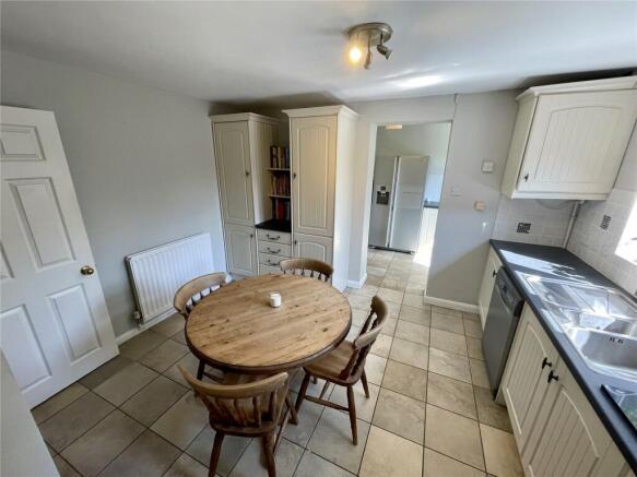7 Kitchen