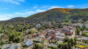 Flat 3, 38 St Andrews House, Graham Road, Malvern WR14 2HL