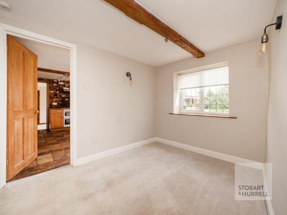 Dining Room to Kitchen 