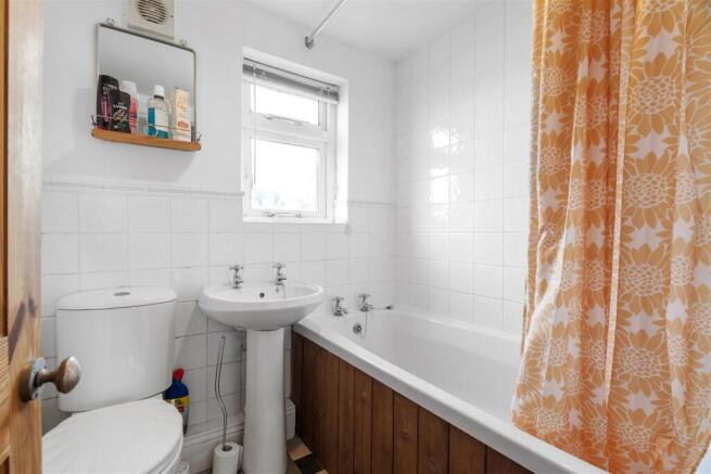 2 bed Terraced for sale Image 12