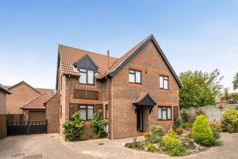 Schooner Way, Warsash