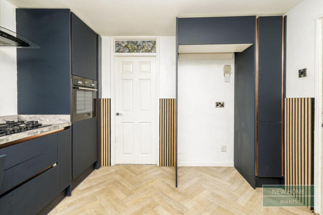 3 bed Terraced for sale Image 7