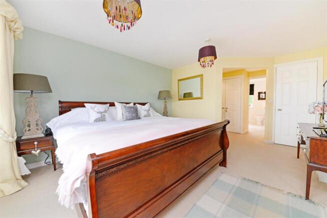 BED 1.jpg