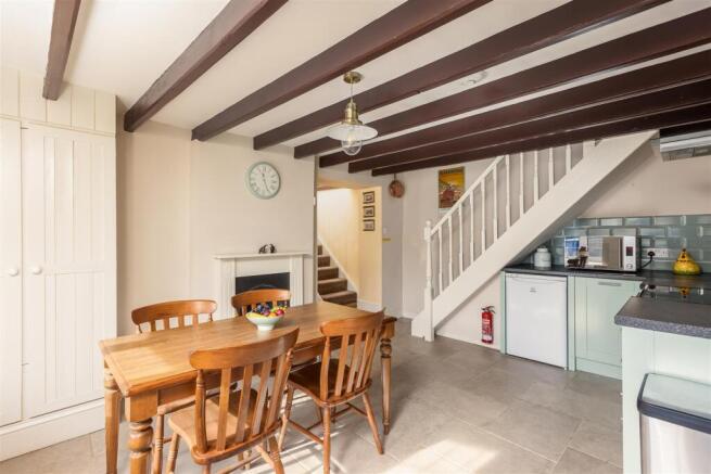 2 bed House for sale Image 9