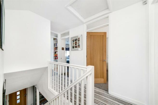 FIRST FLOOR LANDING