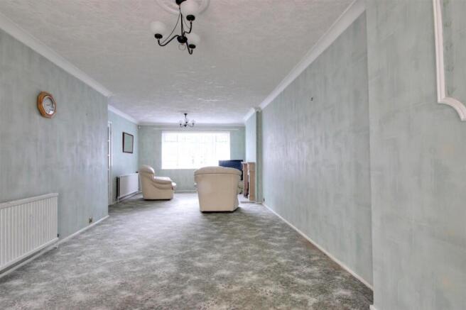 3 bed Semi-Detached for sale Image 4