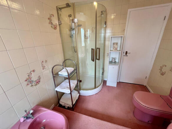 3 bed Semi-Detached for sale Image 9