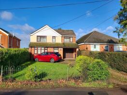 Sandbank, Winsor Road, Winsor SO40 2HP