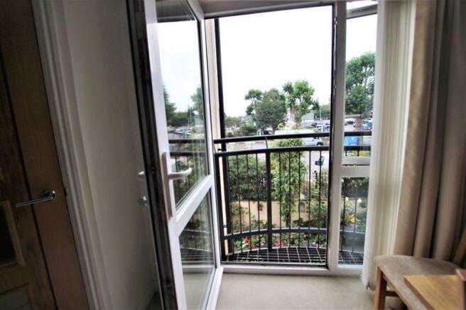 Juliette Balcony
