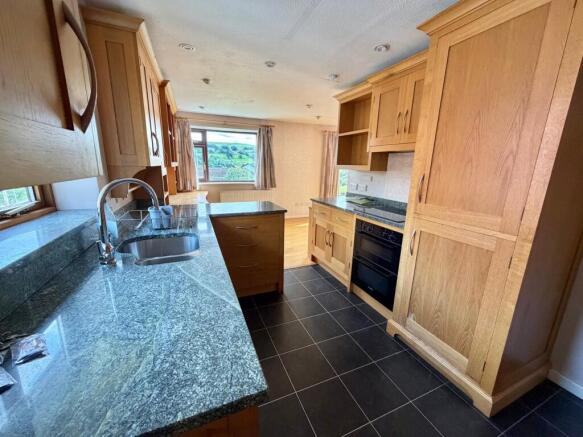3 bed Detached Bungalow for sale Image 6