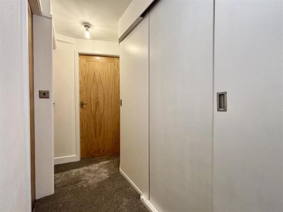 2 bed Terraced for sale Image 11