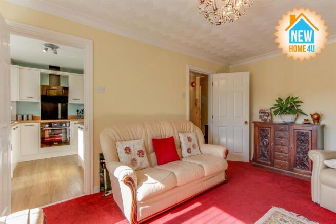 LOUNGE: