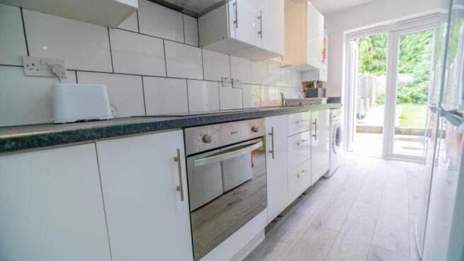 Kitchen/ Living Room