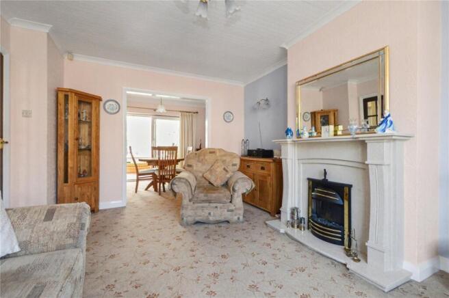 3 bed Semi-Detached for sale Image 12