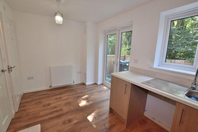 2 bed Semi-Detached for sale Image 7