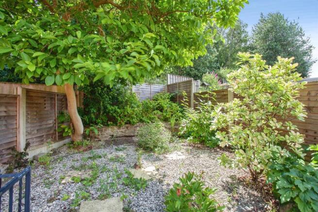 3 bed Semi-Detached for sale Image 10