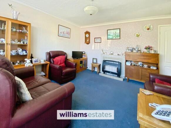 Seabank Drive, Prestatyn, LL19 photo 4
