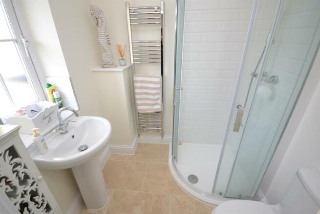Bedroom Two Ensuite.JPG