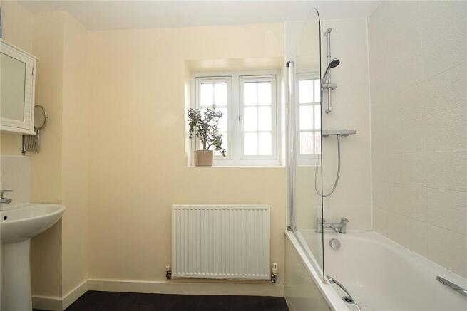 3 bed Terraced for sale Image 12