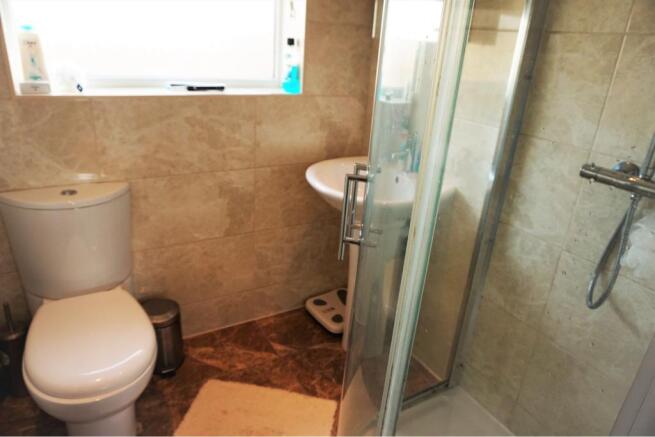 Master En-suite