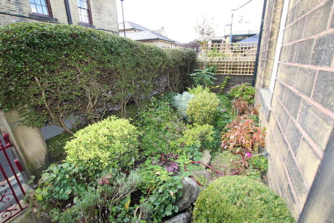 Photo 25