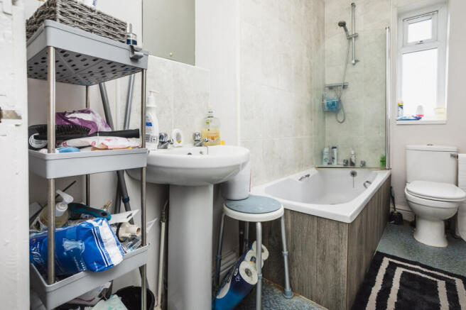 2 bed Terraced for sale Image 8