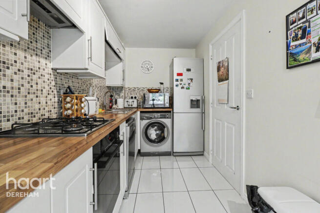 Washington Drive, Watton photo 4