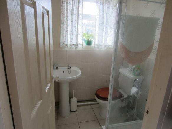 Ground Floor Shower