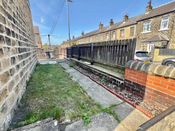 2 bed Terraced for sale Image 11