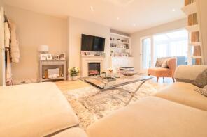 15, Vale View Crescent, Llandough, Penarth CF64 2NZ