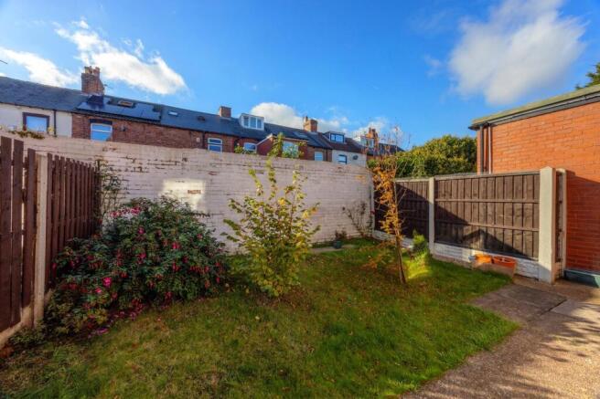 3 bed Semi-Detached for sale Image 11