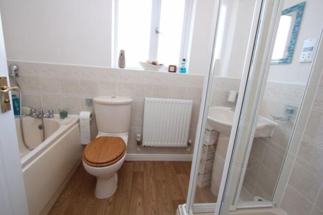 Family Bathroo...