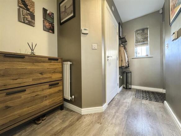 2 bed Terraced for sale Image 5