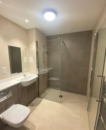 Ensuite