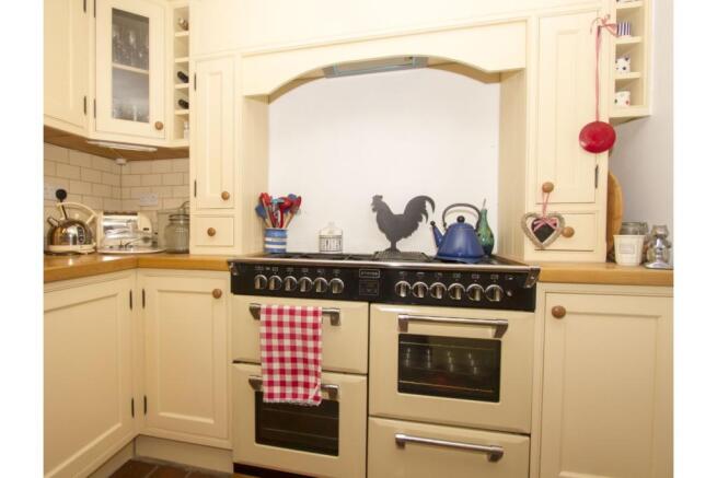 Cottage Kitchen