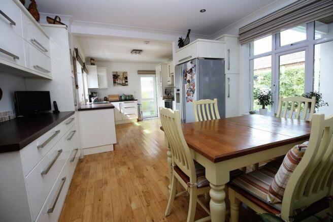 Kitchen/Breakf...
