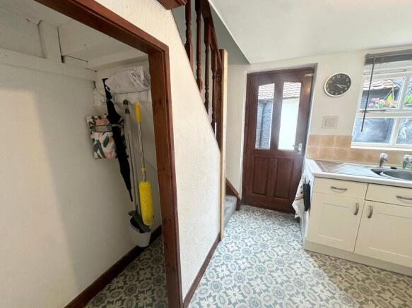 1 bed Terraced to rent Image 4