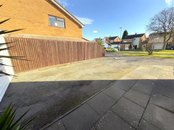 Driveway.JPG