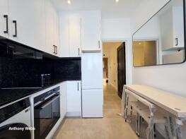 25, Burleigh Gardens, Southgate, London N14 5AH