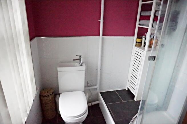 Master En-suite