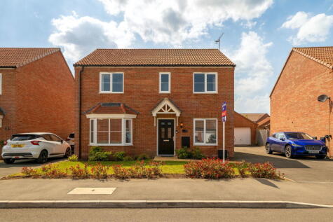 Field Avenue, Saxilby, LN1 2SR