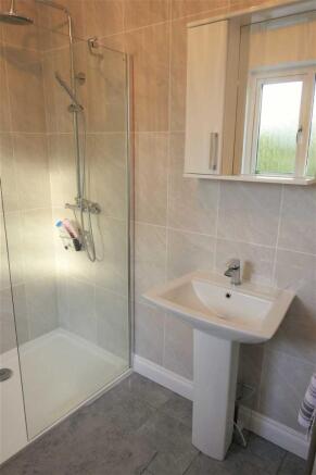 EN-SUITE: